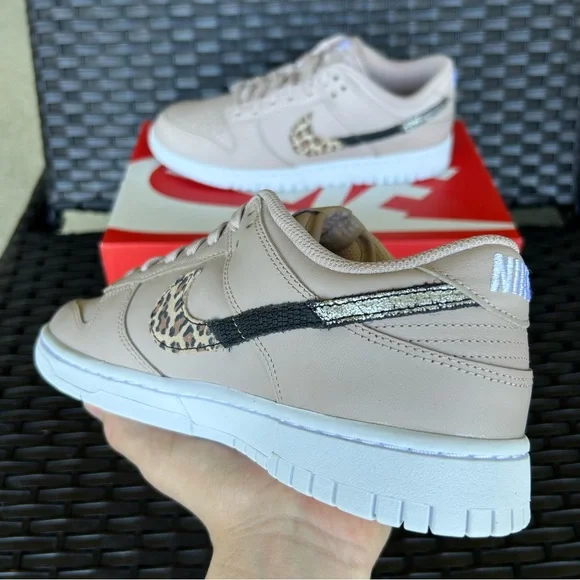 NIKE DUNK SE LOW PRIMAL PINK Size 9 W - Picture 4 of 5
